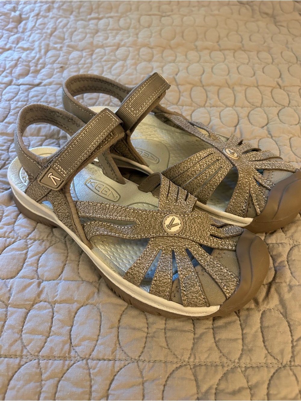KEEN Women’s Size 6 Rose Sandal Taupe Brown Sport Hiking Water Shoes